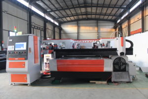 Fiber laser cutter for plate and pipe