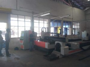 pipe and plate cutting machine in workshop
