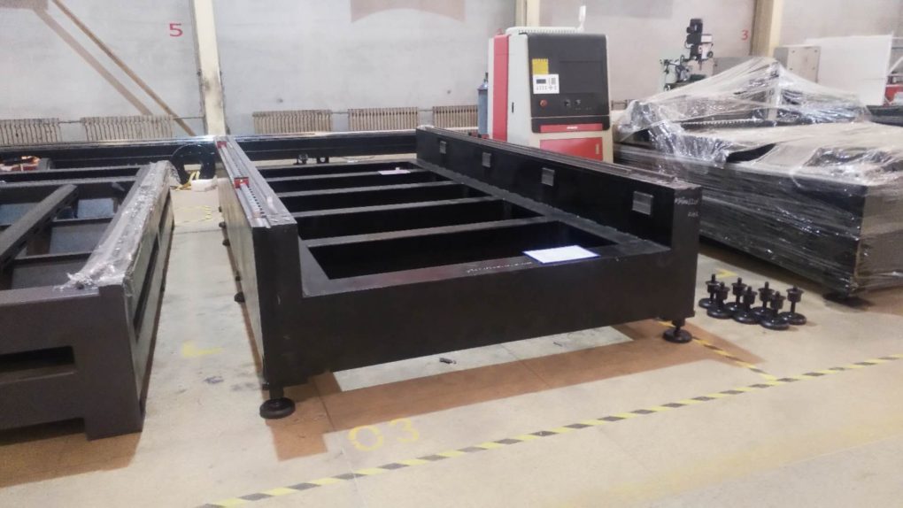 thick plate welding machine bed